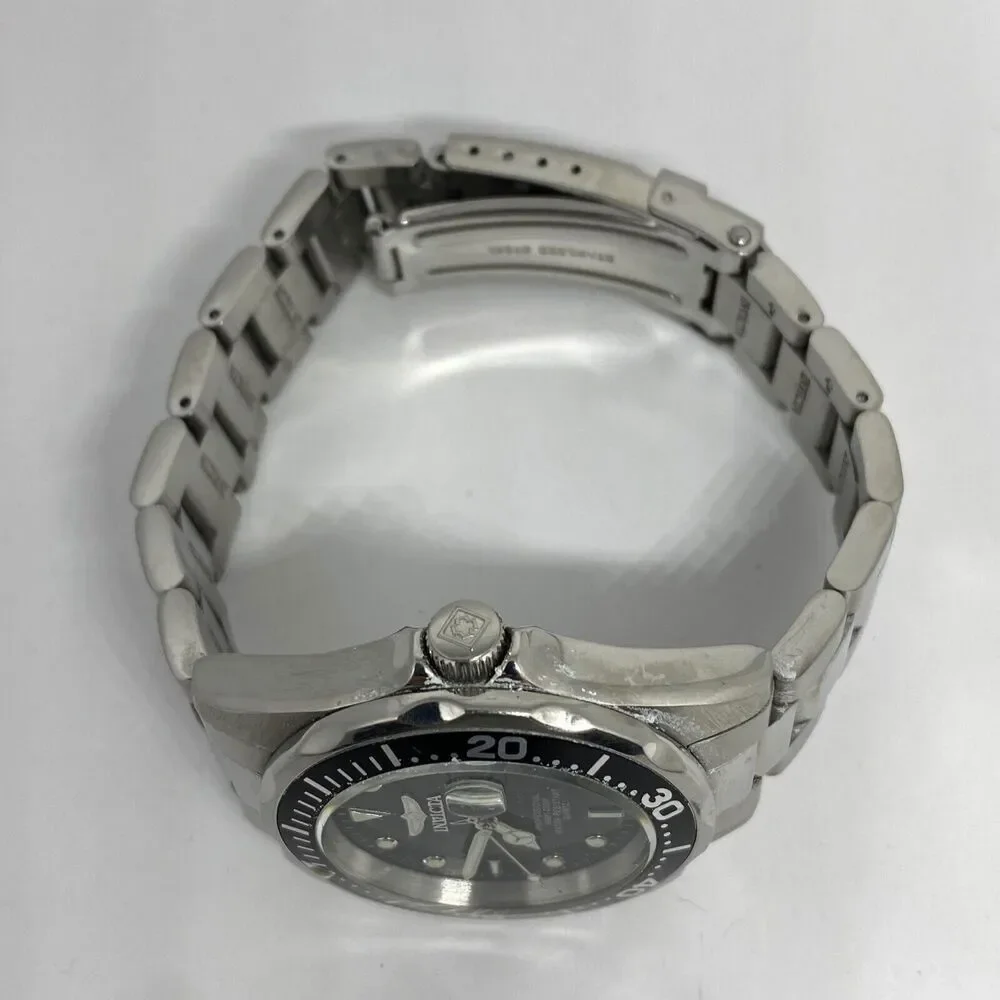 Invicta Pro Diver 8932 Men Silver Stainless Steel Analog Dial Quartz Watch RQ583
